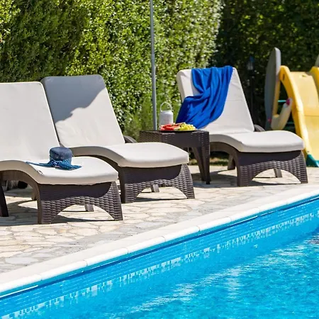 Seastar Villa Kras