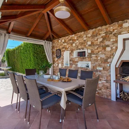 Seastar Villa Kras